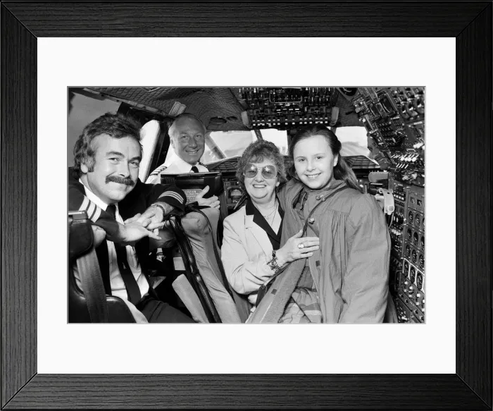 Framed Print : Passengers on a trip on Concorde. 2nd April 1986 Framed Print : Passengers on a trip on Concorde. 2nd April 1986