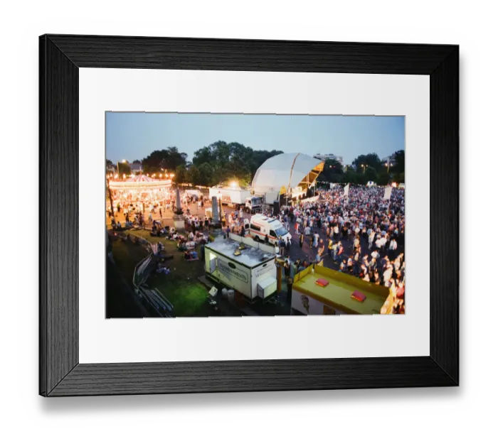 Framed Print : Cardiffs Big Weekend Summer Festival, Cardiff, Wales, 11th August 1995 Framed Print : Cardiffs Big Weekend Summer Festival, Cardiff, Wales, 11th August 1995