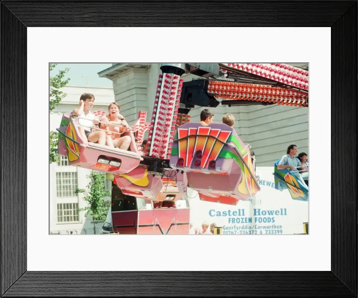Framed Print : Cardiffs Big Weekend Summer Festival, Cardiff, Wales, 10th August 1997 Framed Print : Cardiffs Big Weekend Summer Festival, Cardiff, Wales, 10th August 1997