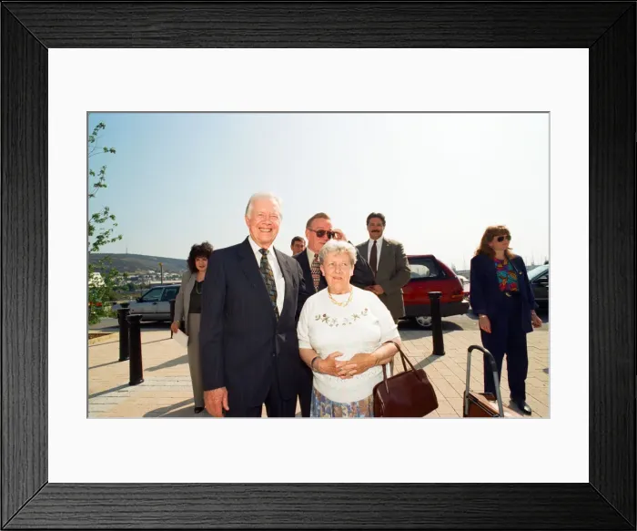 Framed Print : Former US President Jimmy Carter in Swansea. 11th August 1995 Framed Print : Former US President Jimmy Carter in Swansea. 11th August 1995