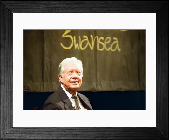 Framed Print : Former US President Jimmy Carter in Swansea. 11th August 1995 Framed Print : Former US President Jimmy Carter in Swansea. 11th August 1995