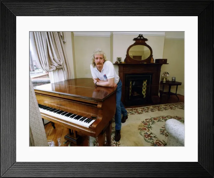 Framed Print : Brendan Healy, Actor, Comedian and Musician, 21st May 1993 Framed Print : Brendan Healy, Actor, Comedian and Musician, 21st May 1993