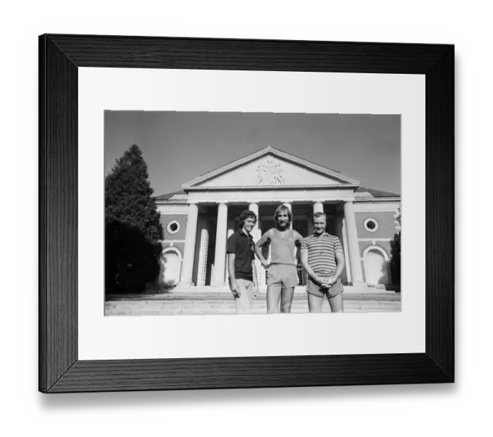 Framed Print : Genesis (Phil Collins, Mike Rutherford and Tony Banks) ahead of a concert in Saratoga Framed Print : Genesis (Phil Collins, Mike Rutherford and Tony Banks) ahead of a concert in Saratoga