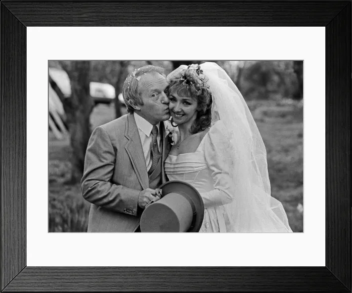 Framed Print : The wedding of Paul Daniels and Debbie McGee in Buckinghamshire. 2nd April 1988 Framed Print : The wedding of Paul Daniels and Debbie McGee in Buckinghamshire. 2nd April 1988