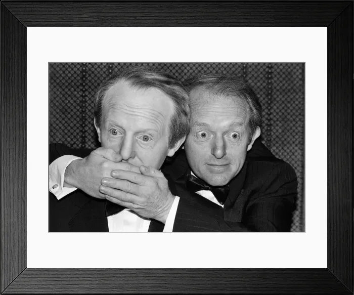 Framed Print : Magician Paul Daniels pictured with his waxwork. 21st February 1987 Framed Print : Magician Paul Daniels pictured with his waxwork. 21st February 1987