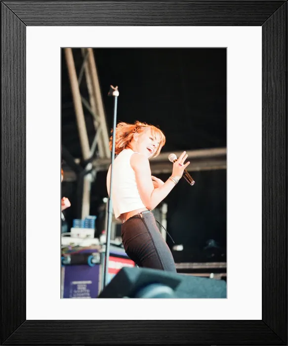 Framed Print : Cardiffs Big Weekend Summer Festival, Cardiff, Wales, 9th August 1998 Framed Print : Cardiffs Big Weekend Summer Festival, Cardiff, Wales, 9th August 1998