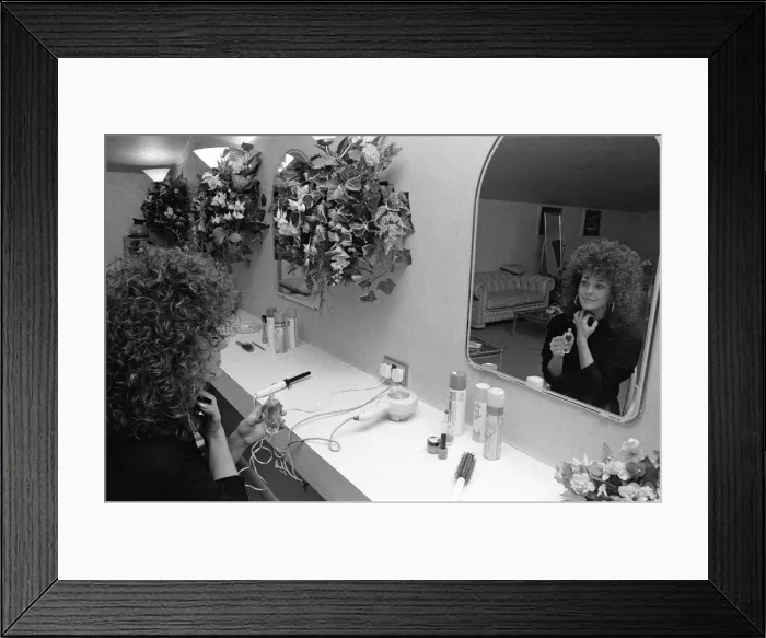 Framed Print : A young woman in the toilets at The Mall nightclub in Stockton. 15th December 1988