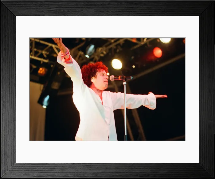 Framed Print : Cardiffs Big Weekend Summer Festival, Cardiff, Wales, 8th August 1998 Framed Print : Cardiffs Big Weekend Summer Festival, Cardiff, Wales, 8th August 1998