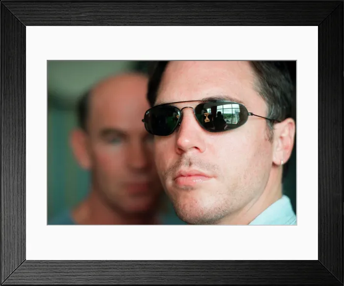 Framed Print : Actors from the television series The X-Files, Nicolas Lea (in foreground Framed Print : Actors from the television series The X-Files, Nicolas Lea (in foreground