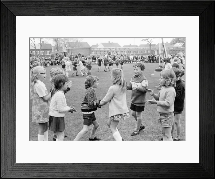 Framed Print : Maypole Dancing, Roseworth Junior School, Stockton-on-Tees, England, Circa May 1973