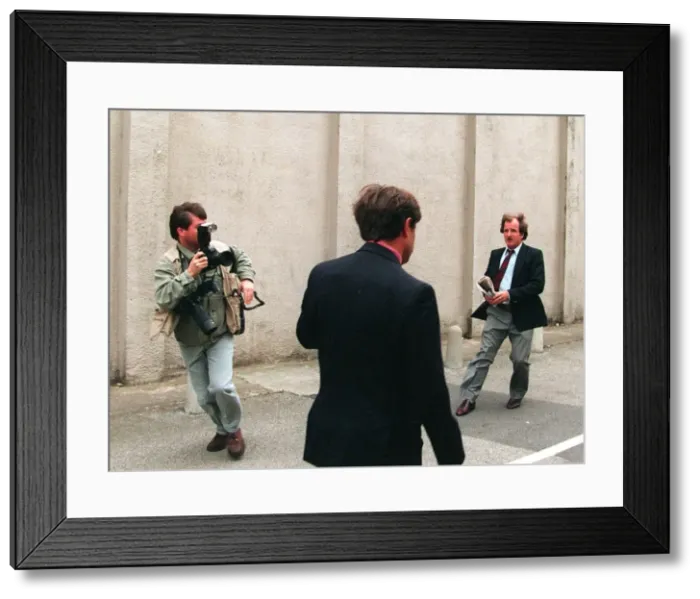 Framed Print : Tommy Gallagher, the father of Liam and Noel of Oasis, attacks Sun photographer Jim Clark Framed Print : Tommy Gallagher, the father of Liam and Noel of Oasis, attacks Sun photographer Jim Clark