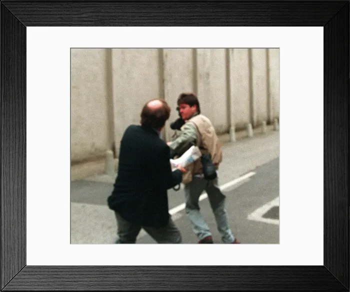 Framed Print : Tommy Gallagher, the father of Liam and Noel of Oasis, attacks Sun photographer Jim Clark Framed Print : Tommy Gallagher, the father of Liam and Noel of Oasis, attacks Sun photographer Jim Clark