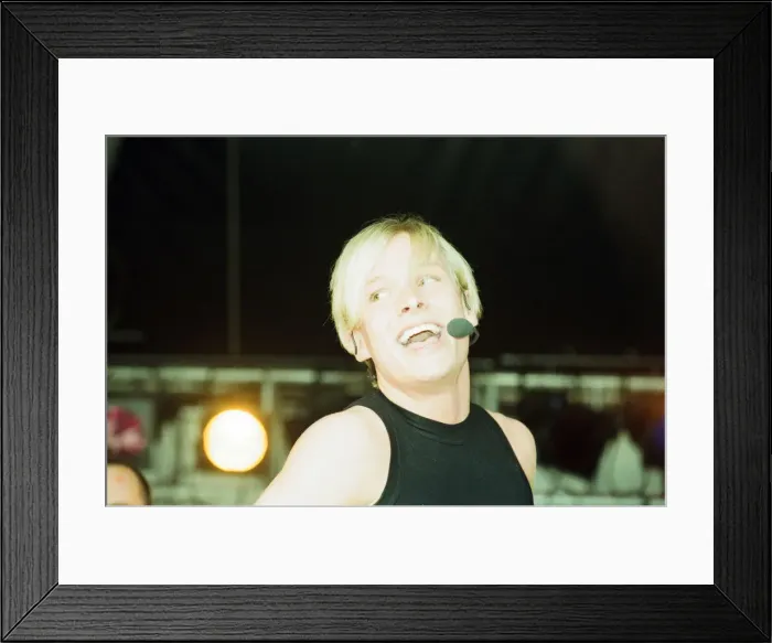 Framed Print : Cardiffs Big Weekend Summer Festival, Cardiff, Wales, 7th August 1999 Framed Print : Cardiffs Big Weekend Summer Festival, Cardiff, Wales, 7th August 1999