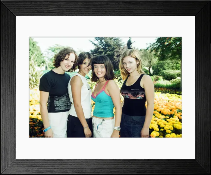 Framed Print : Cardiffs Big Weekend Summer Festival, Cardiff, Wales, 7th August 1999 Framed Print : Cardiffs Big Weekend Summer Festival, Cardiff, Wales, 7th August 1999