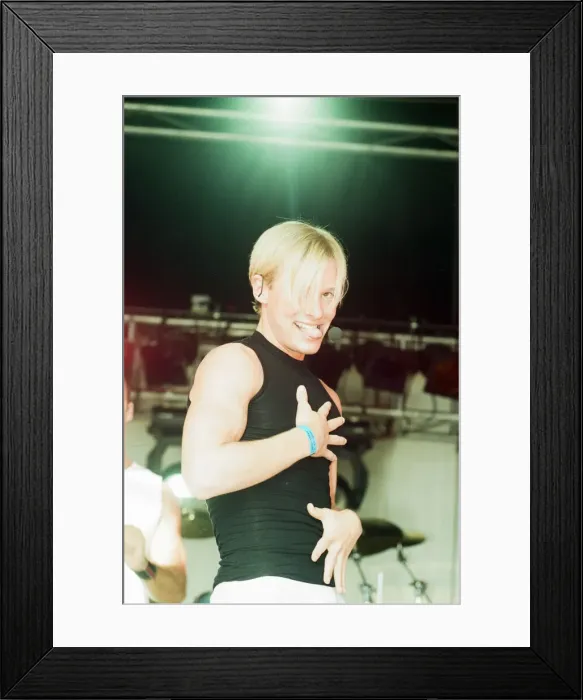 Framed Print : Cardiffs Big Weekend Summer Festival, Cardiff, Wales, 7th August 1999 Framed Print : Cardiffs Big Weekend Summer Festival, Cardiff, Wales, 7th August 1999