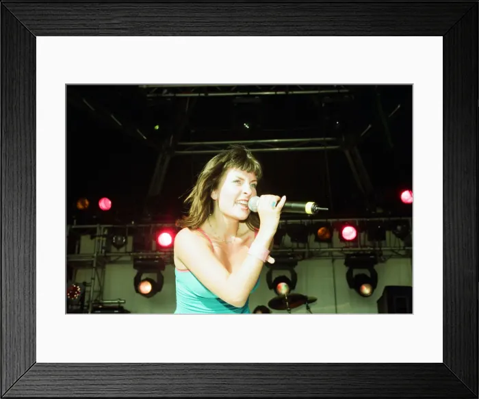 Framed Print : Cardiffs Big Weekend Summer Festival, Cardiff, Wales, 7th August 1999 Framed Print : Cardiffs Big Weekend Summer Festival, Cardiff, Wales, 7th August 1999