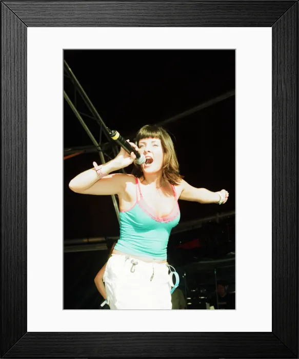 Framed Print : Cardiffs Big Weekend Summer Festival, Cardiff, Wales, 7th August 1999 Framed Print : Cardiffs Big Weekend Summer Festival, Cardiff, Wales, 7th August 1999