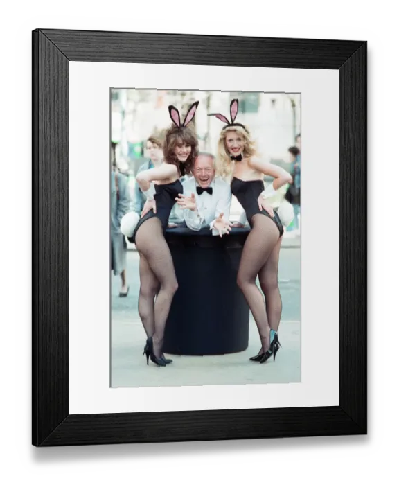 Framed Print : Magician Paul Daniels and showgirls. 15th March 1989 Framed Print : Magician Paul Daniels and showgirls. 15th March 1989
