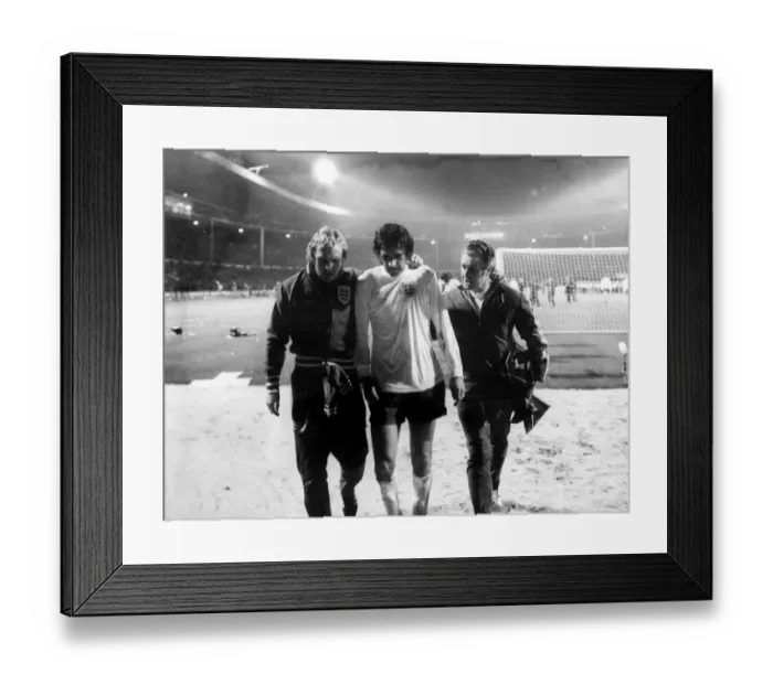 Framed Print : Football World Cup 1974 Qualifying Match England V Poland England Framed Print : Football World Cup 1974 Qualifying Match England V Poland England
