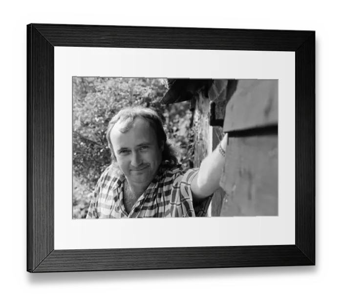 Framed Print : Phil Collins at his studio in Surrey. 28th July 1985 Framed Print : Phil Collins at his studio in Surrey. 28th July 1985