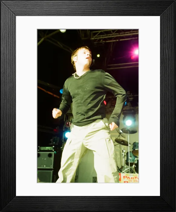 Framed Print : Cardiffs Big Weekend Summer Festival, Cardiff, Wales, 7th August 1999 Framed Print : Cardiffs Big Weekend Summer Festival, Cardiff, Wales, 7th August 1999