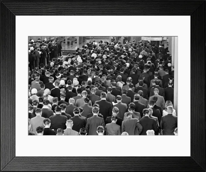 Framed Print : The first service takes place in the new Coventry Cathedral. May 1962