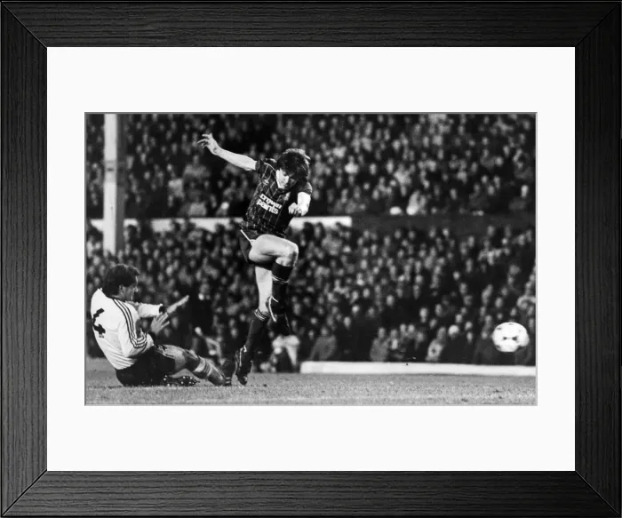 Framed Print : English League Division One match at Anfield. Liverpool 1 v Manchester United 1 Framed Print : English League Division One match at Anfield. Liverpool 1 v Manchester United 1