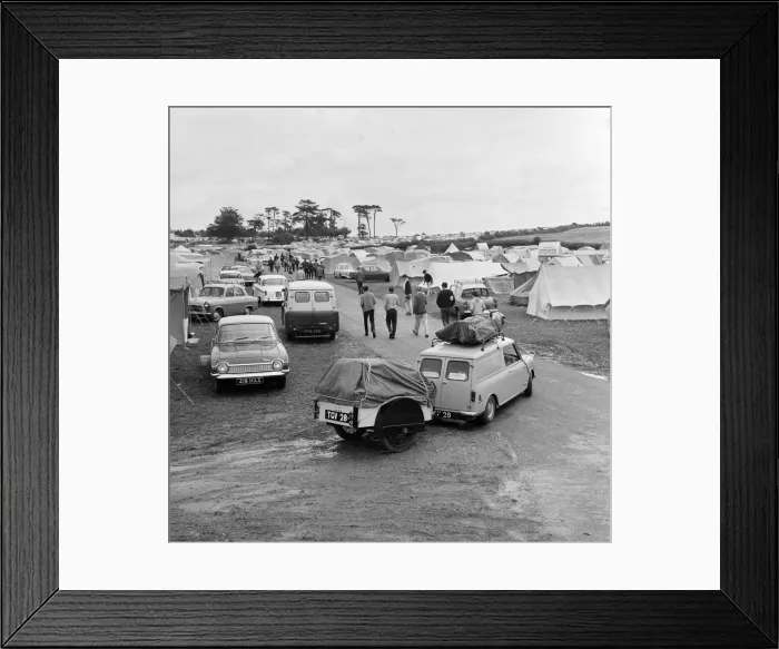 Framed Print : Camping holidays in Devon. 1st August 1965 Framed Print : Camping holidays in Devon. 1st August 1965