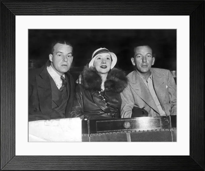 Framed Print : Alfred Lunt, Lynn Fontanne, the Lunts, as they are generally known seen here Framed Print : Alfred Lunt, Lynn Fontanne, the Lunts, as they are generally known seen here