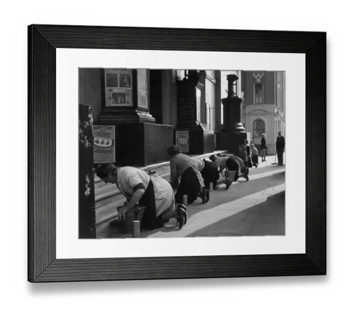 Framed Print : This is the other chorus at Londons Drury Lane Theatre