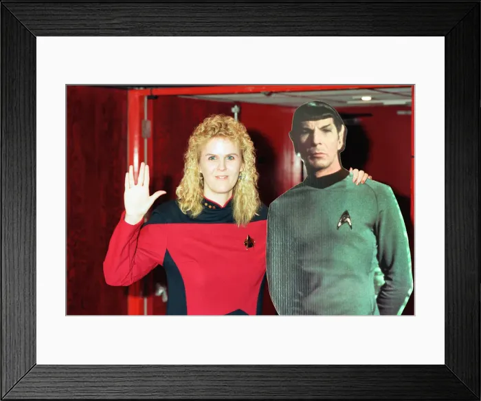 Framed Print : Leonard Nimoy signs copies of his new book at the Hexagon, Reading. 17th November 1995