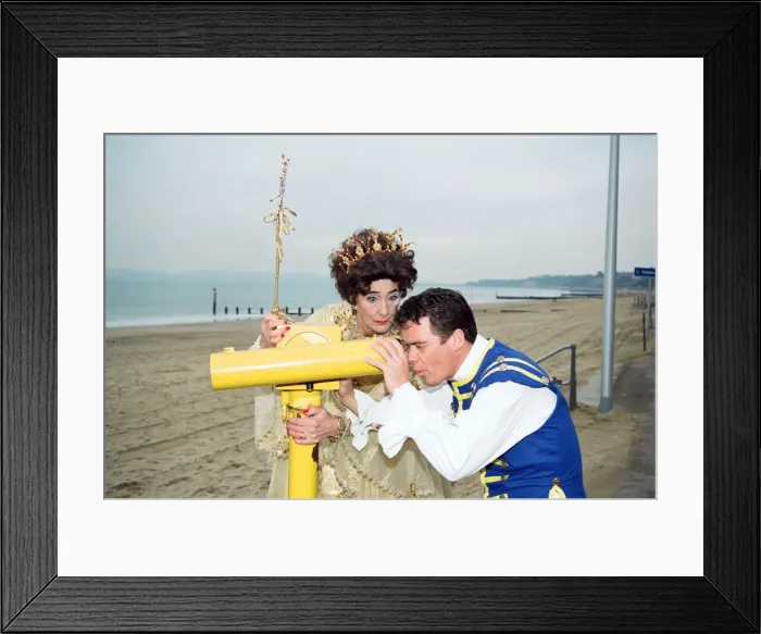 Framed Print : Stefan Dennis and June Brown in Bournemouth to star in the pantomime Cinderella Framed Print : Stefan Dennis and June Brown in Bournemouth to star in the pantomime Cinderella