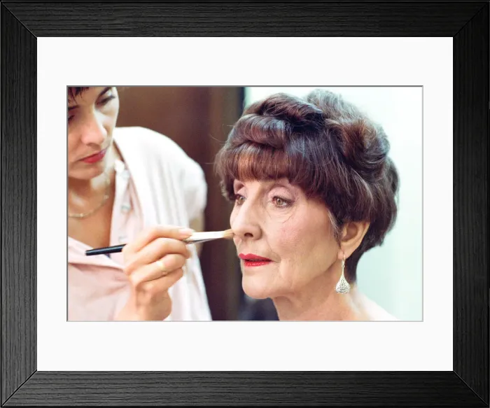 Framed Print : Eastenders star June Brown (Dot Cotton). 16th July 1993 Framed Print : Eastenders star June Brown (Dot Cotton). 16th July 1993