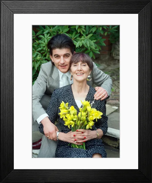 Framed Print : EastEnders stars June Brown (Dot Cotton) and John Altman (Nick Cotton). 23rd March 1990