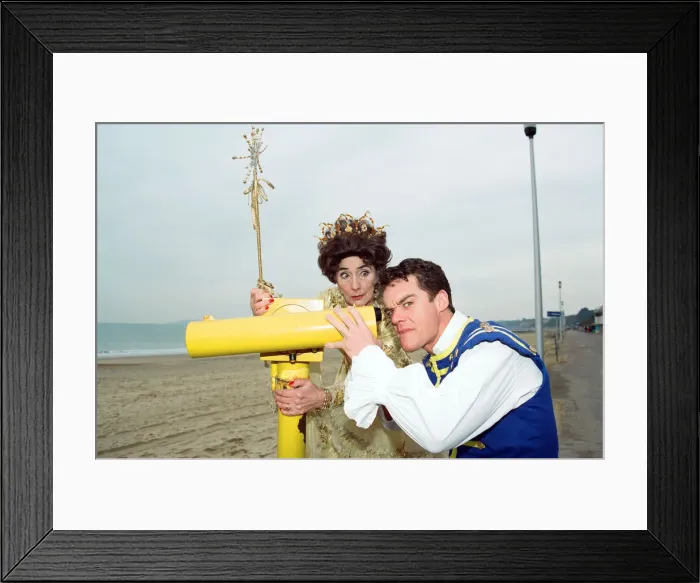 Framed Print : Stefan Dennis and June Brown in Bournemouth to star in the pantomime Cinderella Framed Print : Stefan Dennis and June Brown in Bournemouth to star in the pantomime Cinderella