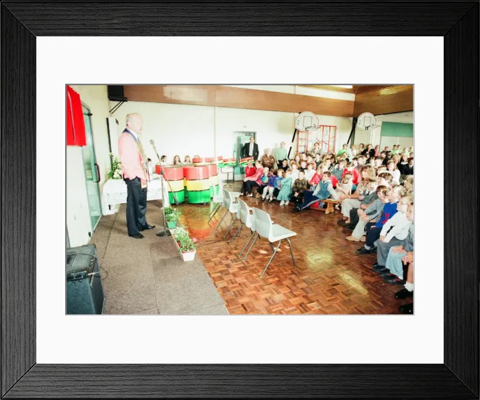 Framed Print : Paul Daniels, magician, officially re-opens refurbished Kilton Thorpe School Framed Print : Paul Daniels, magician, officially re-opens refurbished Kilton Thorpe School