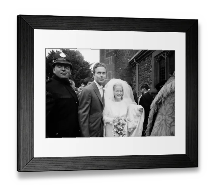 Framed Print : Robin Wilson weds Joy Crispin at St Gregorys Church, Dawlish, Devon