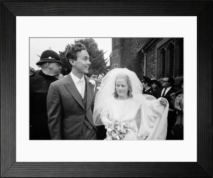 Framed Print : Robin Wilson weds Joy Crispin at St Gregorys Church, Dawlish, Devon Framed Print : Robin Wilson weds Joy Crispin at St Gregorys Church, Dawlish, Devon