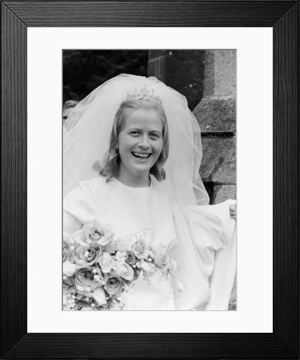 Framed Print : Robin Wilson weds Joy Crispin at St Gregorys Church, Dawlish, Devon Framed Print : Robin Wilson weds Joy Crispin at St Gregorys Church, Dawlish, Devon
