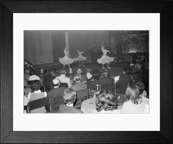 Framed Print : A night out in Majorca, Spain, August 1971. Flamenco Framed Print : A night out in Majorca, Spain, August 1971. Flamenco