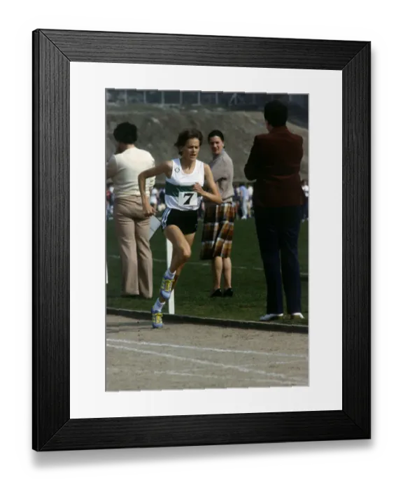 Framed Print : Zola Budd South African athlete June 1984 Framed Print : Zola Budd South African athlete June 1984