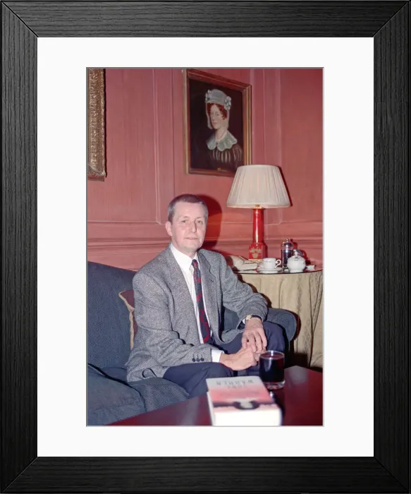 Framed Print : Tony Warren, creator of Coronation Street, pictured at home in 1991 Framed Print : Tony Warren, creator of Coronation Street, pictured at home in 1991