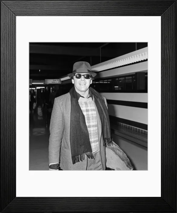 Framed Print : Jack Nicholson arrives in London. 25th February 1984 Framed Print : Jack Nicholson arrives in London. 25th February 1984