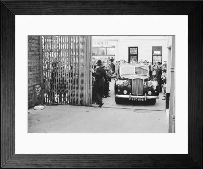 Framed Print : Beatles Concert at the Odeon Theatre, Cheltenham. 1st November 1963 Framed Print : Beatles Concert at the Odeon Theatre, Cheltenham. 1st November 1963