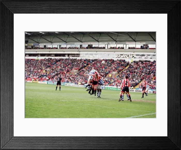 Framed Print : Sheffield United v Reading, final score 2-0 to Sheffield United. League Division 1 Framed Print : Sheffield United v Reading, final score 2-0 to Sheffield United. League Division 1