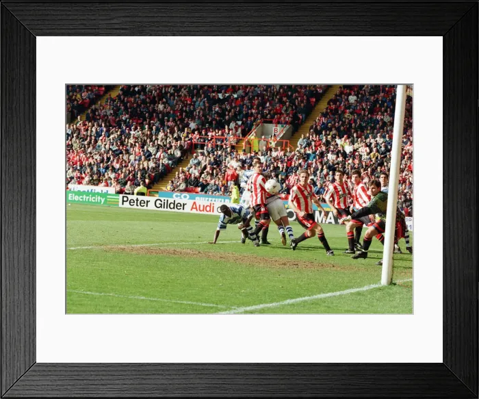Framed Print : Sheffield United v Reading, final score 2-0 to Sheffield United. League Division 1 Framed Print : Sheffield United v Reading, final score 2-0 to Sheffield United. League Division 1