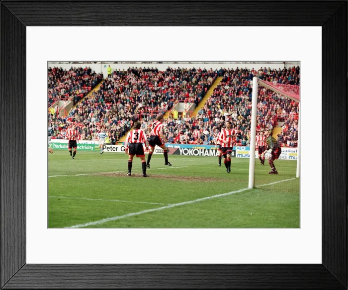 Framed Print : Sheffield United v Reading, final score 2-0 to Sheffield United. League Division 1