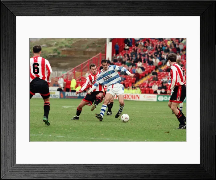 Framed Print : Sheffield United v Reading, final score 2-0 to Sheffield United. League Division 1 Framed Print : Sheffield United v Reading, final score 2-0 to Sheffield United. League Division 1