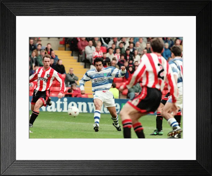 Framed Print : Sheffield United v Reading, final score 2-0 to Sheffield United. League Division 1 Framed Print : Sheffield United v Reading, final score 2-0 to Sheffield United. League Division 1