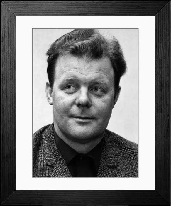 Framed Print : Vince Wilson, Sunday Mirror Journalist, 5th October 1971 Framed Print : Vince Wilson, Sunday Mirror Journalist, 5th October 1971
